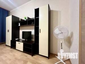 1-к квартира, посуточно, 40м2, 18/18 этаж