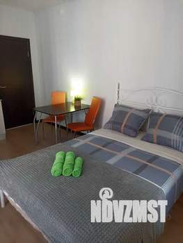 Студия квартира, посуточно, 30м2, 10/17 этаж