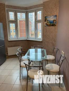 2-к квартира, посуточно, 76м2, 3/17 этаж