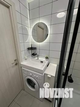 Студия квартира, посуточно, 20м2, 20/23 этаж