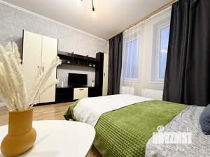 1-к квартира, посуточно, 40м2, 18/18 этаж