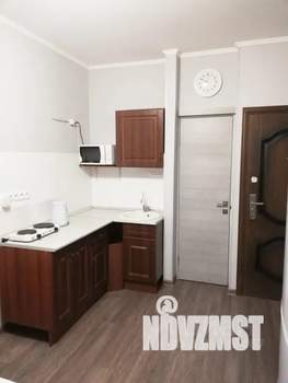 Студия квартира, посуточно, 18м2, 1/25 этаж