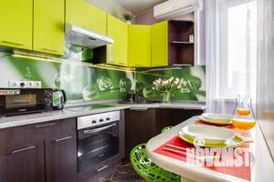 Студия квартира, посуточно, 36м2, 12/17 этаж