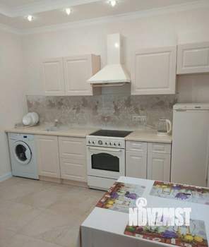 1-к квартира, посуточно, 38м2, 2/25 этаж