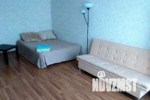 1-к квартира, посуточно, 37м2, 1/5 этаж