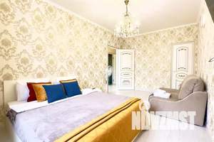1-к квартира, посуточно, 36м2, 3/17 этаж