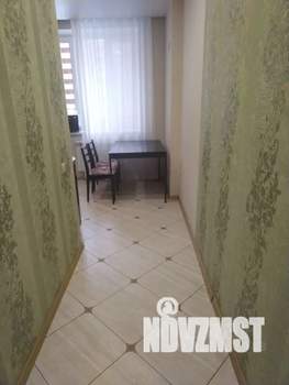 1-к квартира, посуточно, 50м2, 4/17 этаж