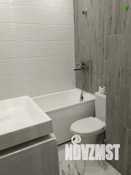 Студия квартира, посуточно, 17м2, 1/22 этаж