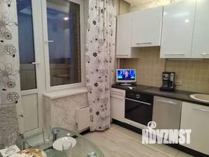1-к квартира, посуточно, 42м2, 17/22 этаж