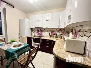 1-к квартира, посуточно, 35м2, 13/17 этаж