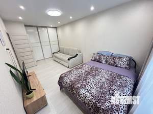 1-к квартира, на длительный срок, 40м2, 4/22 этаж