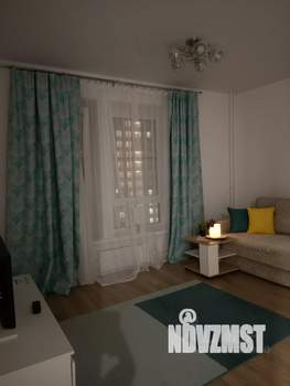 1-к квартира, посуточно, 44м2, 9/17 этаж