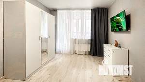 1-к квартира, посуточно, 37м2, 12/22 этаж