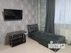 1-к квартира, посуточно, 38м2, 6/22 этаж