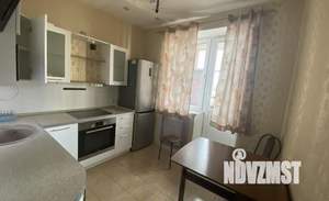 1-к квартира, посуточно, 38м2, 1/1 этаж