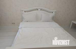 1-к квартира, посуточно, 38м2, 2/25 этаж