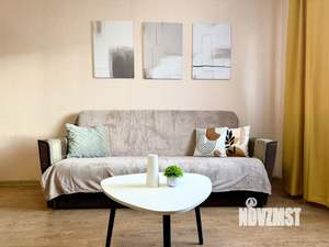 1-к квартира, посуточно, 40м2, 8/18 этаж