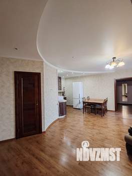 3-к квартира, вторичка, 101м2, 17/25 этаж