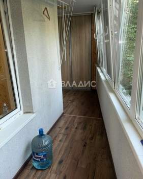 3-к квартира, вторичка, 74м2, 1/9 этаж