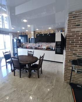 3-к квартира, вторичка, 95м2, 11/14 этаж