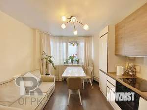 2-к квартира, вторичка, 61м2, 15/19 этаж