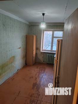 2-к квартира, вторичка, 42м2, 1/4 этаж