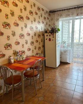 3-к квартира, вторичка, 102м2, 7/13 этаж