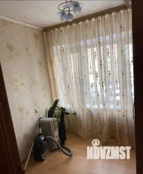 4-к квартира, вторичка, 74м2, 8/12 этаж