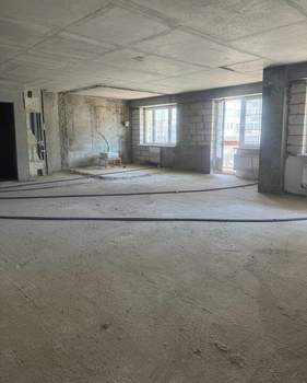 2-к квартира, вторичка, 83м2, 1/6 этаж