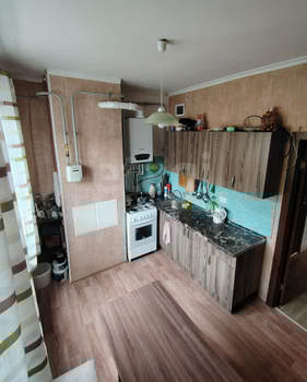 2-к квартира, вторичка, 57м2, 1/3 этаж