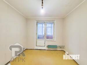 4-к квартира, вторичка, 64м2, 3/8 этаж