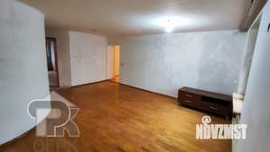 3-к квартира, вторичка, 113м2, 1/9 этаж