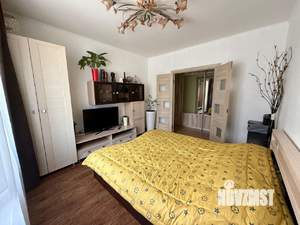 3-к квартира, вторичка, 65м2, 1/17 этаж