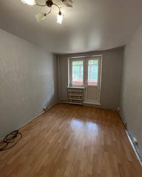 2-к квартира, вторичка, 52м2, 1/12 этаж
