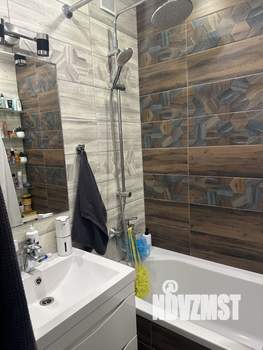 2-к квартира, вторичка, 52м2, 3/10 этаж