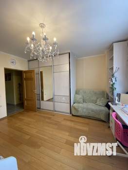 4-к квартира, вторичка, 135м2, 4/19 этаж