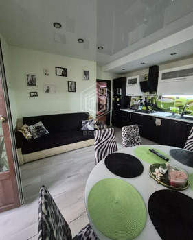 2-к квартира, вторичка, 77м2, 3/6 этаж