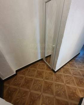 2-к квартира, вторичка, 42м2, 3/4 этаж