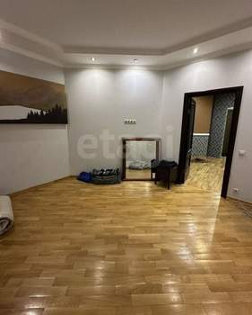 3-к квартира, вторичка, 77м2, 8/19 этаж