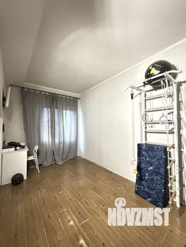 3-к квартира, вторичка, 73м2, 3/3 этаж