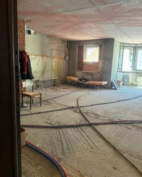 2-к квартира, вторичка, 78м2, 1/6 этаж