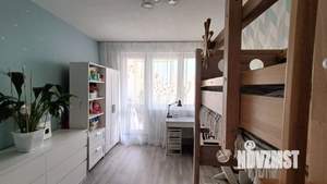 2-к квартира, вторичка, 63м2, 9/17 этаж