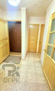 2-к квартира, вторичка, 42м2, 1/5 этаж