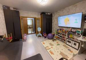 4-к квартира, вторичка, 52м2, 1/14 этаж