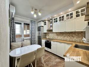 2-к квартира, вторичка, 63м2, 13/15 этаж