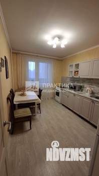 2-к квартира, вторичка, 56м2, 16/22 этаж