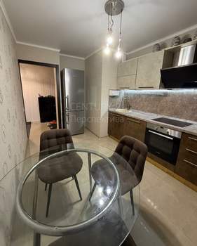 2-к квартира, вторичка, 60м2, 2/19 этаж