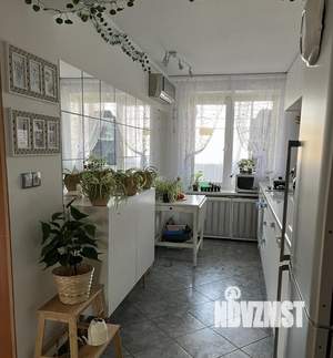 3-к квартира, вторичка, 64м2, 9/9 этаж