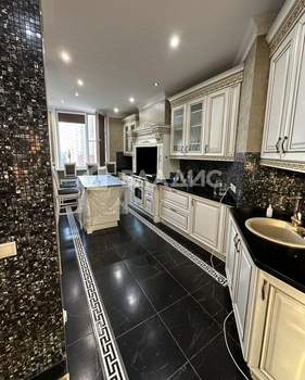 2-к квартира, вторичка, 58м2, 8/19 этаж