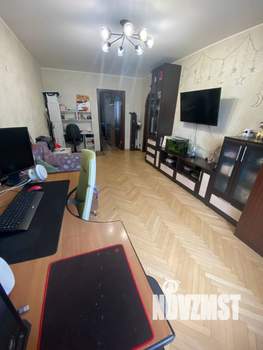 3-к квартира, вторичка, 58м2, 8/9 этаж